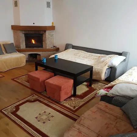 Διαμέρισμα Apartman Kamin